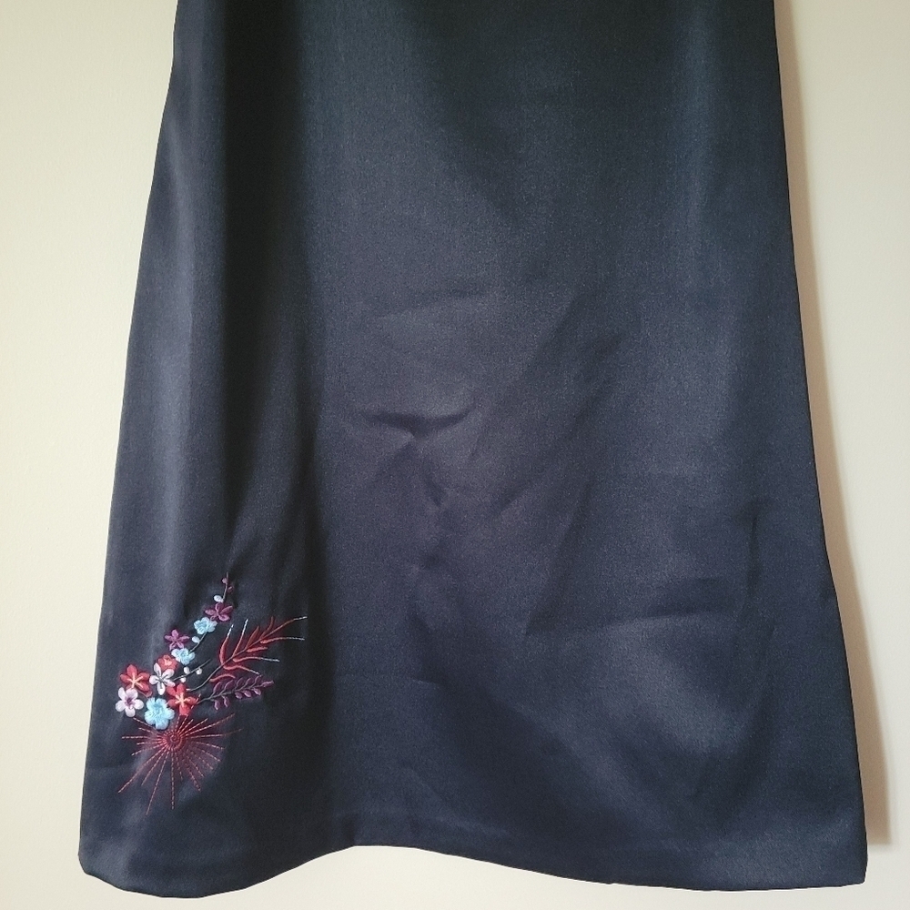 Vintage 90s Y2K Sexy Black Satin Square Bib Neckline Mini Dress Embroidered Sz 7 - Picture 6 of 10
